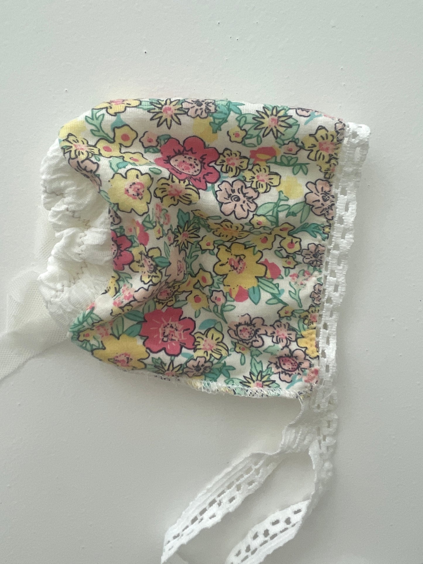 Flower & Lace Bonnet