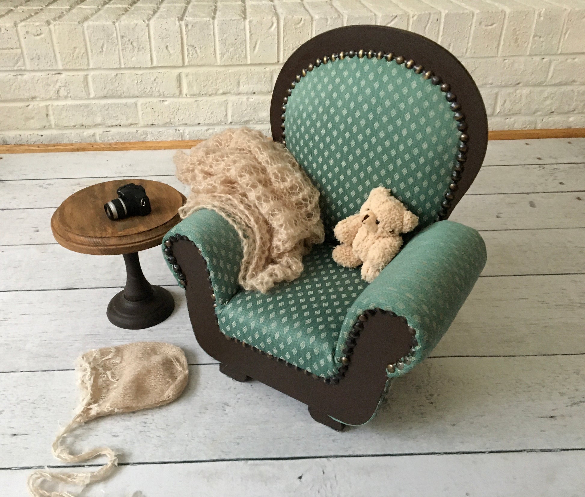 Tiny fuzzy Bear newborn prop - Auspicious Laundry Store